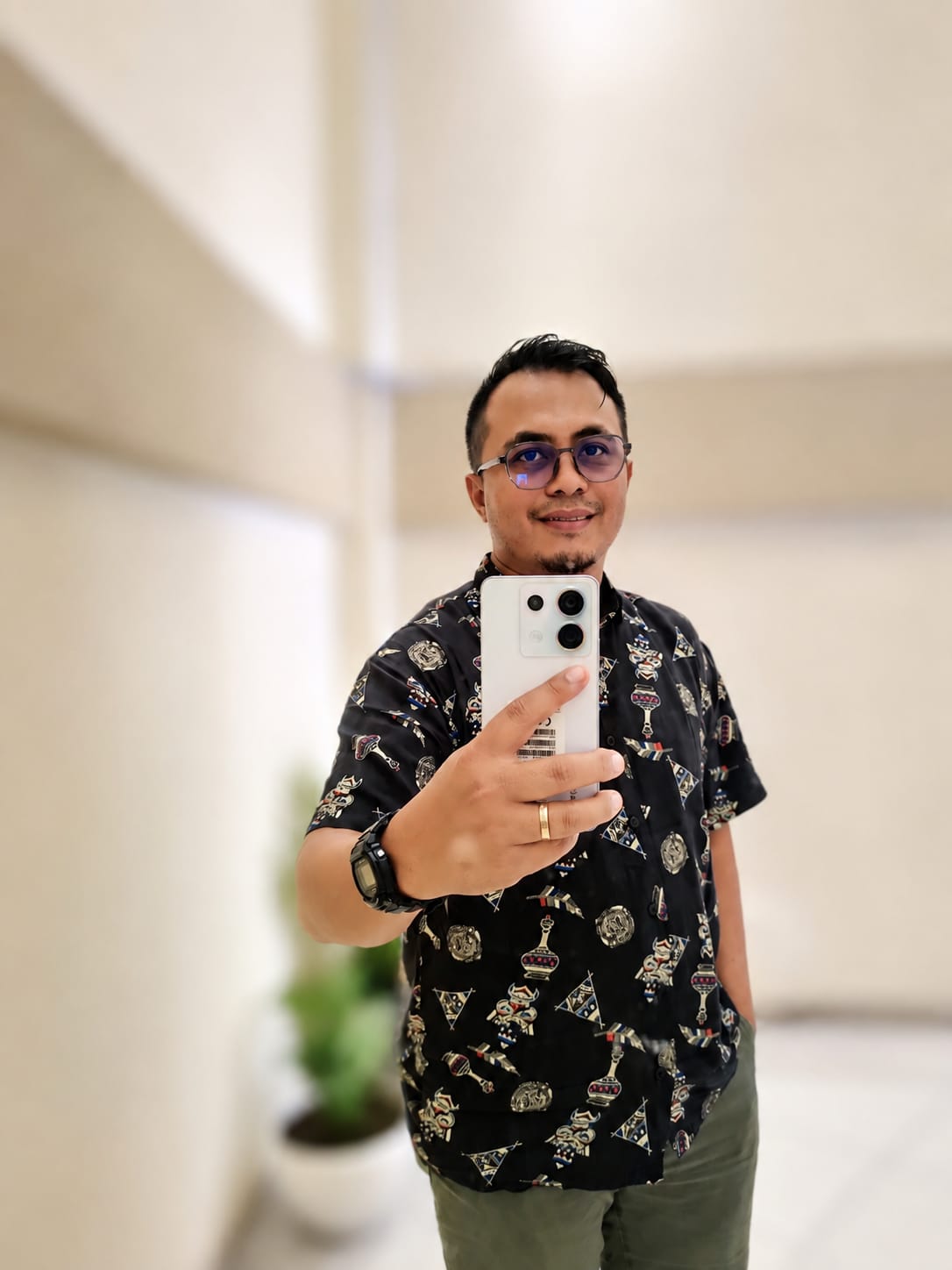 Harry Febry,A.Md